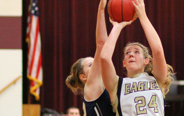 Lady Eagles Close Out Home Schedule with Win