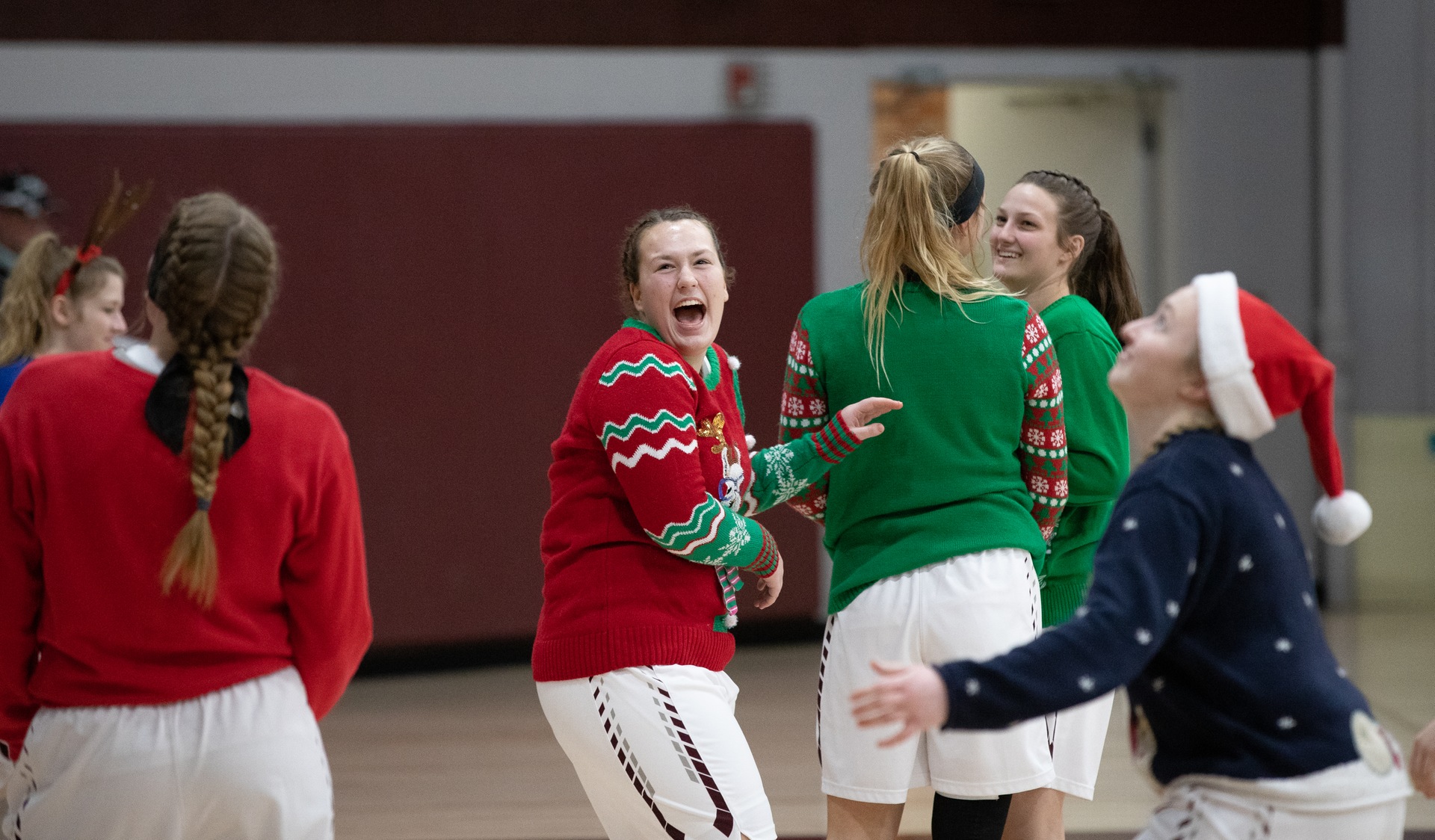 Faith Puts on a Show at Annual Christmas Classic