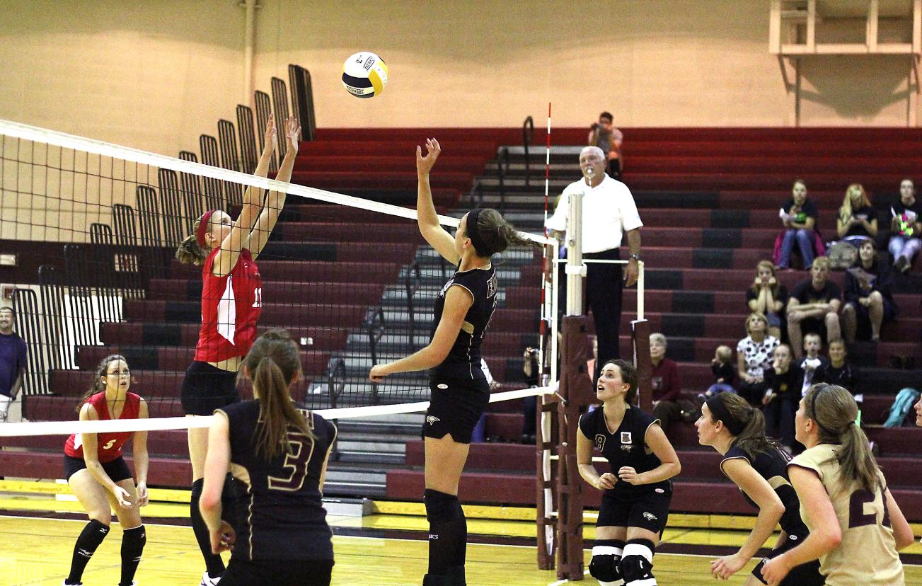 Volleyball Team Rallies, Defeats Union in Four